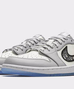 Jordan 1 Retro Low Dior