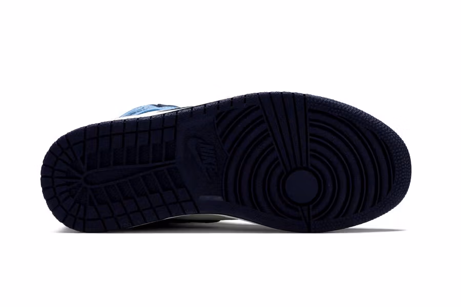 Jordan 1 Retro High OG Obsidian UNC - Image 2