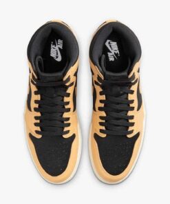 Alternative view of Jordan 1 Retro High OG Heirloom