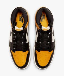 Alternative view of Jordan 1 Retro High OG Yellow Toe