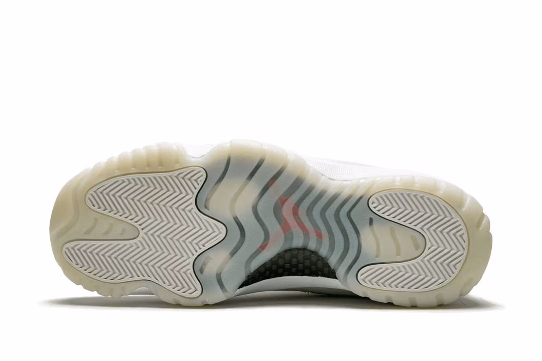 Jordan 11 Retro Platinum Tint - Image 5