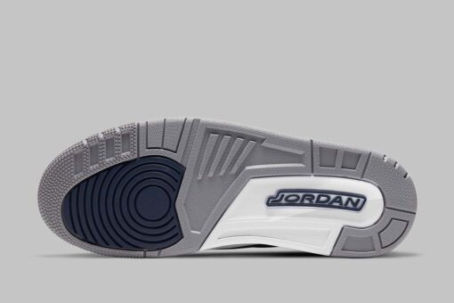 Jordan 3 Retro Georgetown 2021 - Image 5