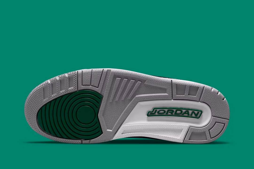 Jordan 3 Retro Pine Green - Image 5
