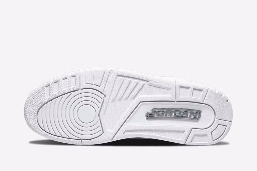 Jordan 3 Retro Pure Money - Image 5
