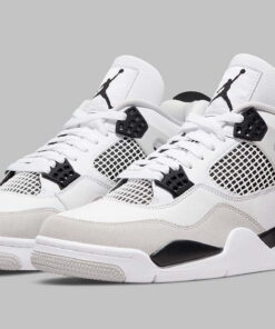 Jordan 4 Retro Military Black