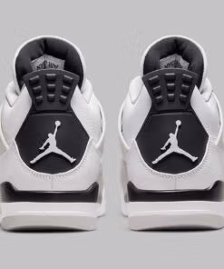 Jordan 4 Retro Military Black - Image 4