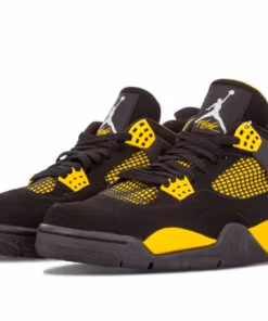 Jordan 4 Retro Thunder 2012