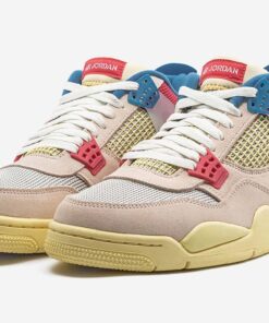 Jordan 4 Retro Union Guava Ice