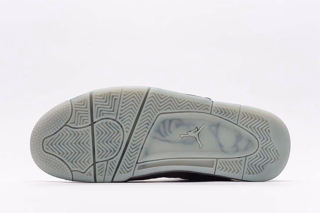 Jordan 4 X KAWS Grey - Image 2