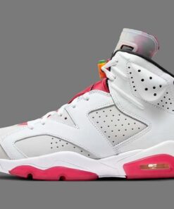 Alternative view of Jordan 6 Retro Hare