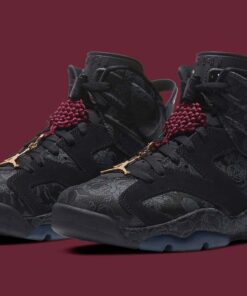 Jordan 6 Retro SD Triple Black - W