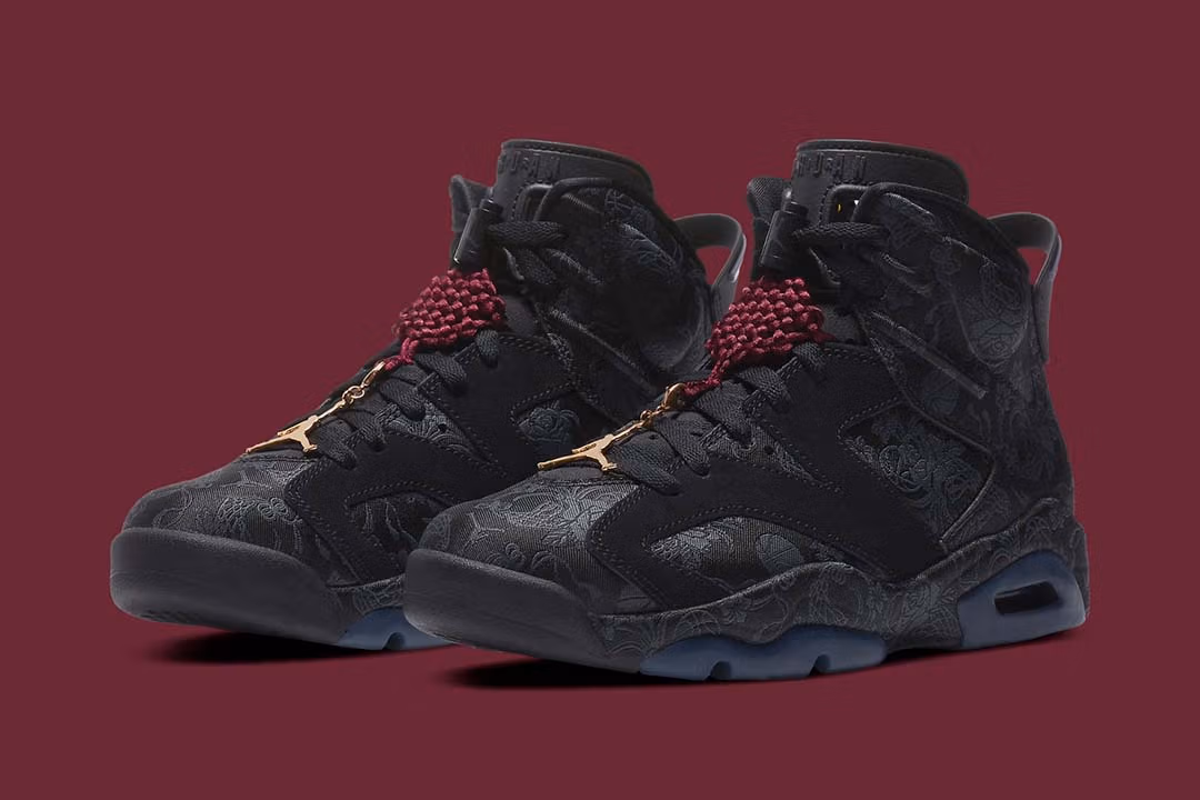Jordan 6 Retro SD Triple Black - W