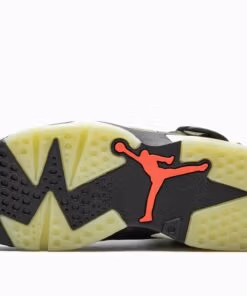 Jordan 6 Retro Travis Scott - Image 4
