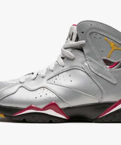 Alternative view of Jordan 7 Retro Reflections of a Champion