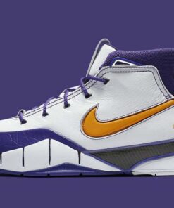 Alternative view of Nike Kobe 1 Protro Think 16 - Close Out