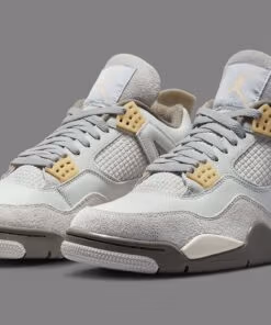 Jordan 4 Retro SE Craft Photon Dust