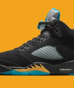 Alternative view of Jordan 5 Retro Aqua