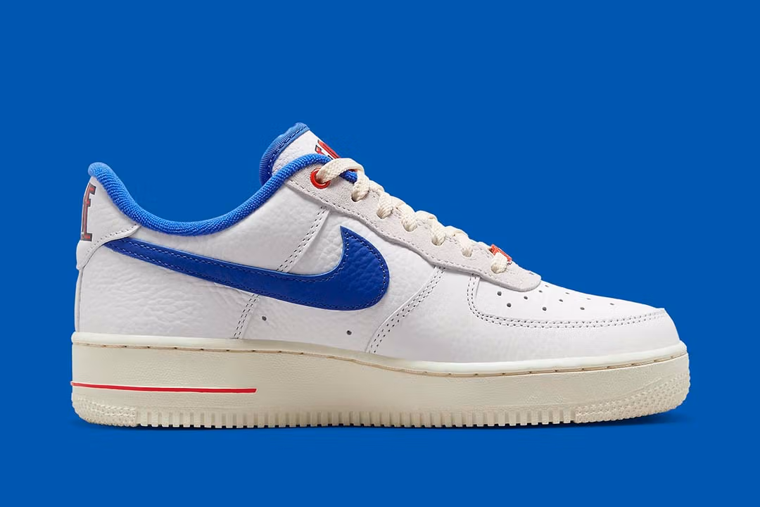 Nike Air Force 1 '07 LX Low Command Force University Blue Summit White - W - Image 3