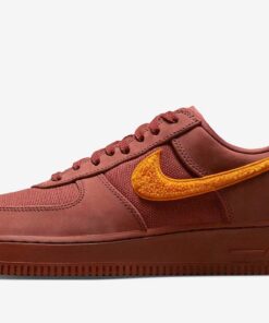 Alternative view of Nike Air Force 1 Low La Familia
