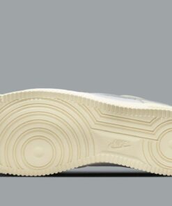 Nike Air Froce 1 Low '07 LV8 Vintage Certified Fresh Photon Dust Sail DO9801-100