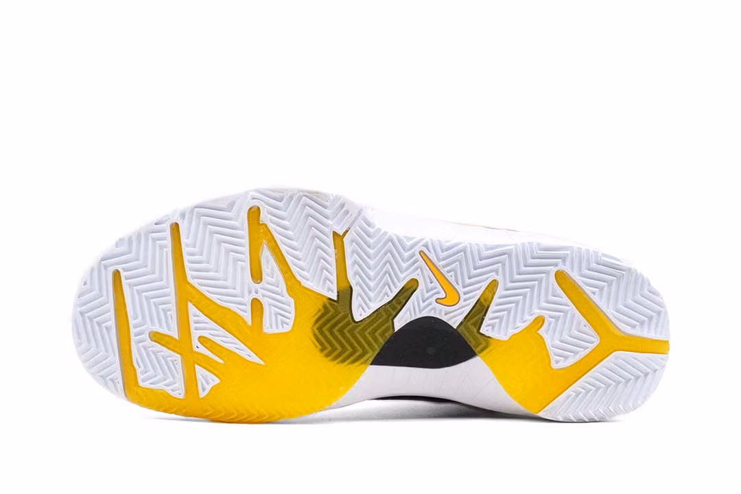 Nike Kobe 4 Protro Undefeated Los Angeles Lakers - Image 4