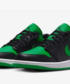 Jordan 1 Low Lucky Green 553558-065