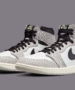 Jordan 1 Retro High OG White Cement DZ5485-052