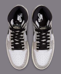 Jordan 1 Retro High OG White Cement DZ5485-052