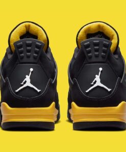 Jordan 4 Retro Thunder 2023 DH6927-017