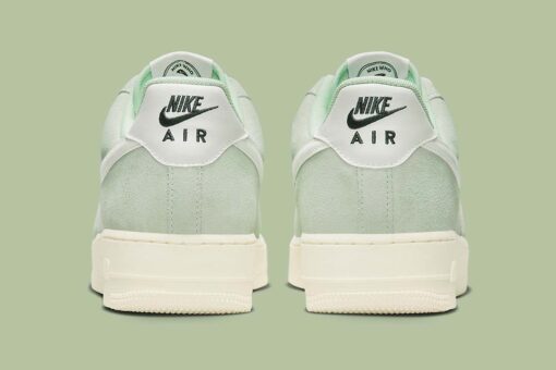 Nike Air Force 1 Low '07 LV8 Certified Fresh Enamel Green DO9801-300