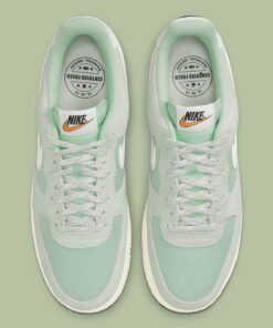 Nike Air Force 1 Low '07 LV8 Certified Fresh Enamel Green DO9801-300