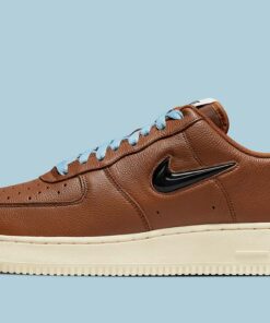 Nike Air Force 1 Low '07 Premium Vintage Pecan DO9785-200
