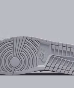 Jordan 1 Mid Light Smoke Grey Anthracite 554724-078