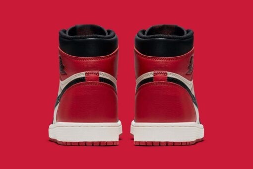 Jordan 1 Retro High Bred Toe 555088-610