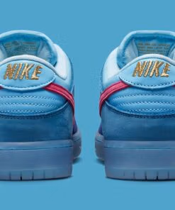 Nike SB Dunk Low Run The Jewels DO9404-400
