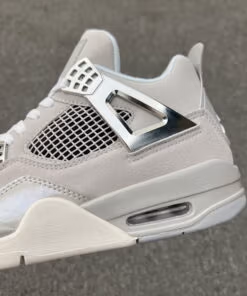 Jordan 4 Retro Frozen Moments AQ9129-001