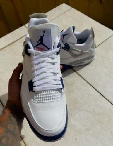 Jordan 4 Retro White Midnight Navy photo review