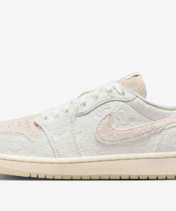 Jordan 1 Retro Low OG Chris Paul FZ0455-200