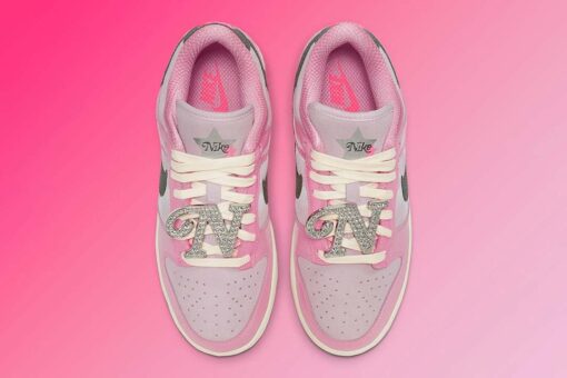 Nike Dunk Low LX Barbie FN8927-621