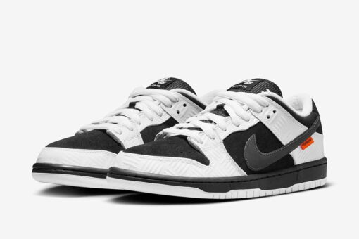 Nike SB Dunk Low TIGHTBOOTH FD2629-100