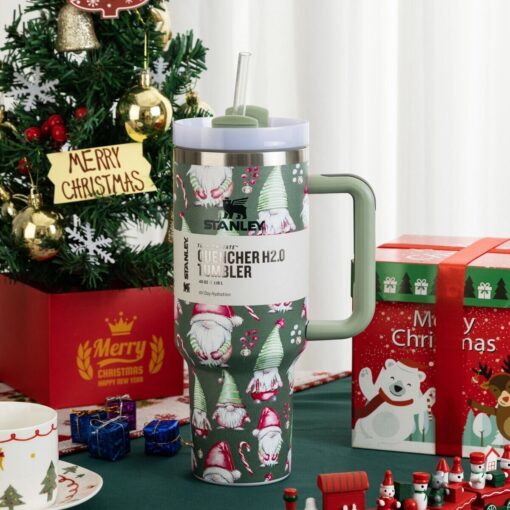 Como Green Christmas Stanley 40 Oz. Quencher H2.0 FlowState Stainless Steel Vacuum Insulated Tumbler