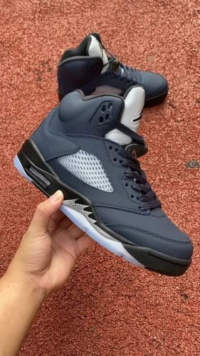 Jordan 5 Retro Georgetown photo review