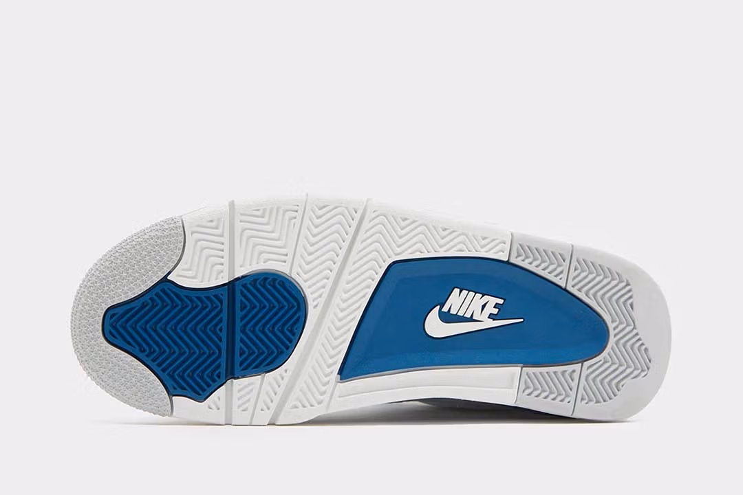 Jordan 4 Retro Military Blue - Image 4