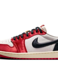 Jordan 1 Low OG Trophy Room Away FN0432-100