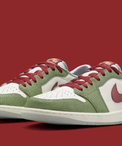 Jordan 1 Retro Low OG Year Of The Dragon