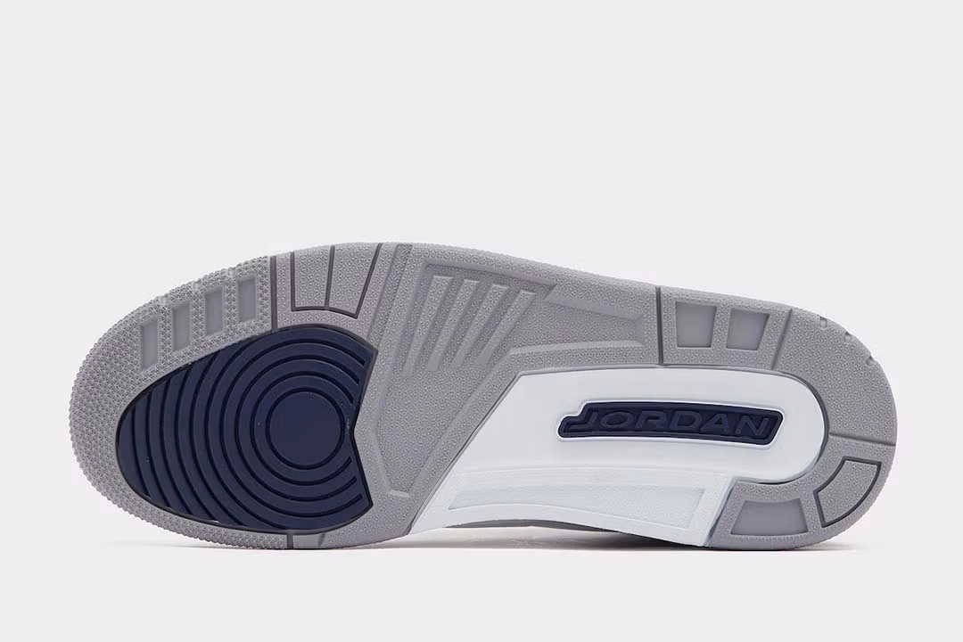 Jordan 3 Retro Midnight Navy - Image 5