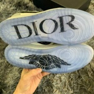 Jordan 1 Retro Low Dior photo review