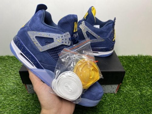 Jordan 4 Retro Michigan PE photo review