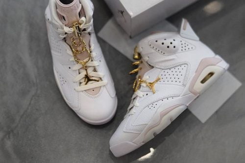 Jordan 6 Retro Gold Hoops - W photo review