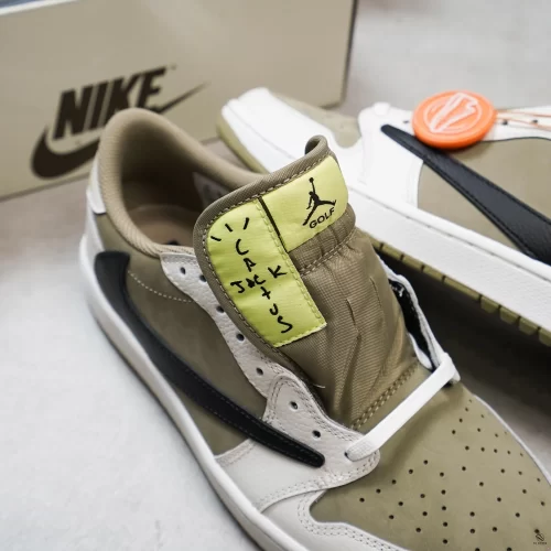 Jordan 1 Retro Low Golf Travis Scott Neutral Olive photo review